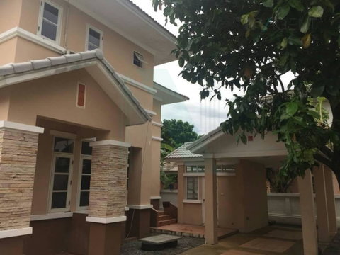 📌 For Sell House PANCHASARP PARK PINKLAO 2-story 3 bedroom 2 bathroom