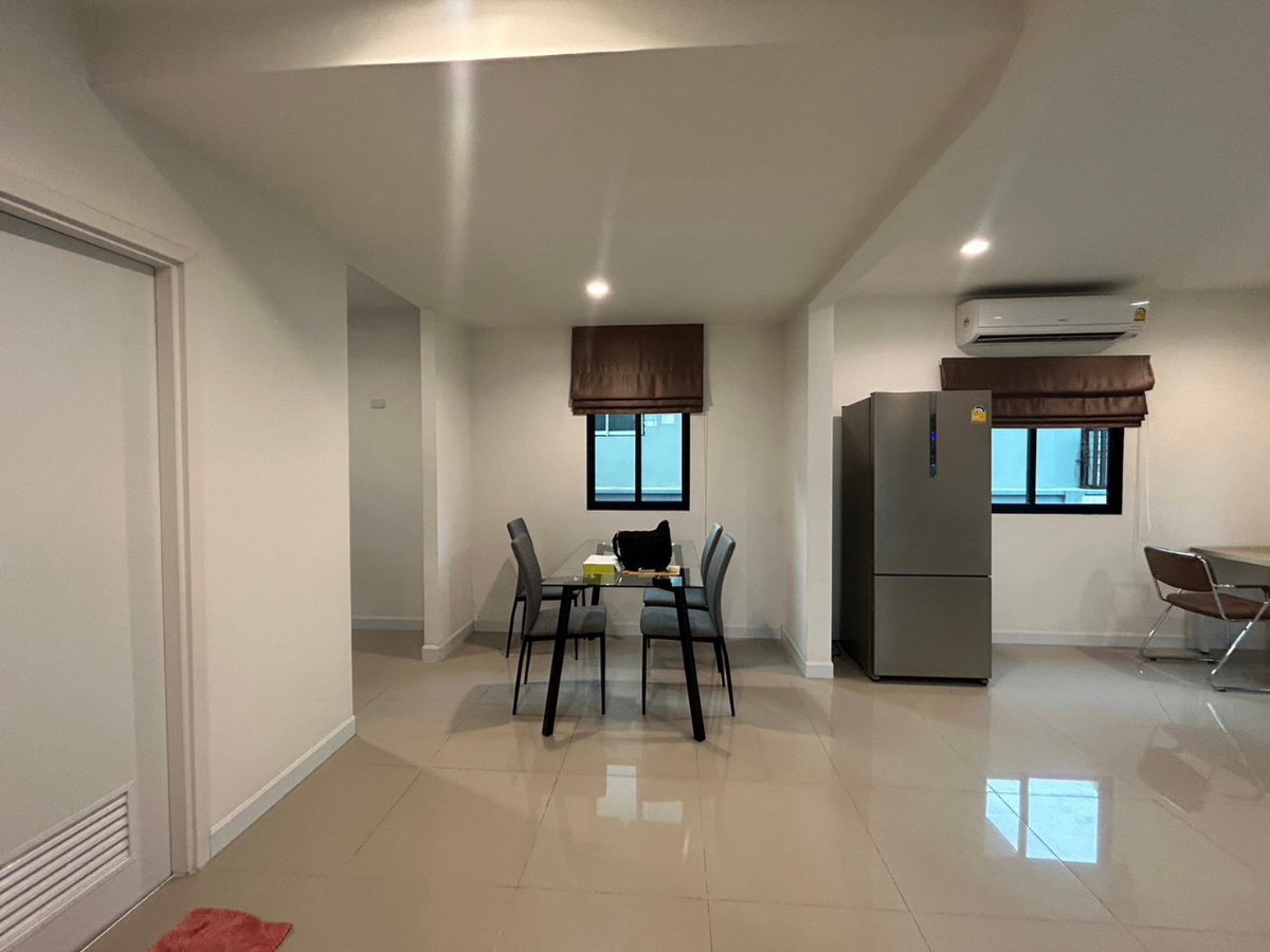 รูป **Ready to move-in** ให้เช่า For rent บ้านเดี่ยว 2 ชั้น 2-Storey Detached House พร้อมเฟอร์นิเจอร์ Fully furnished หมู่บ้าน ดีไลท์ ดอนเมือง-รังสิต - รูปที่ 10/11