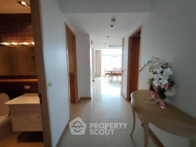 รูป ห้องกว้าง 3 ห้องนอน 166 ตร.ม. The Height Condominium ทองหล่อ (ID 2834760) - รูปที่ 2/8