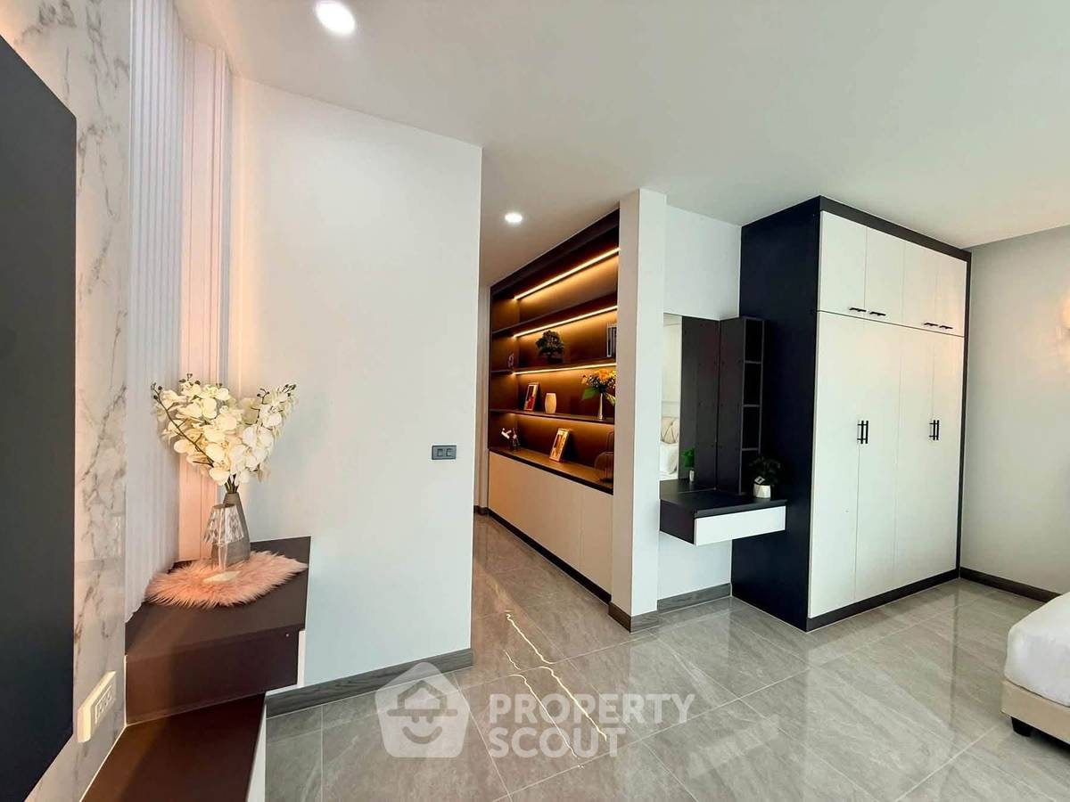 รูป บ้าน 3-ห้องนอน ใกล้ เมืองพัทยา (ID 3340840) - รูปที่ 14/30
