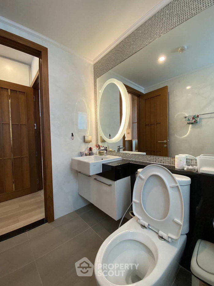 picture 2-BR Condo at Supalai Oriental Sukhumvit 39 near MRT Phetchaburi (ID 3339995) - 17/19