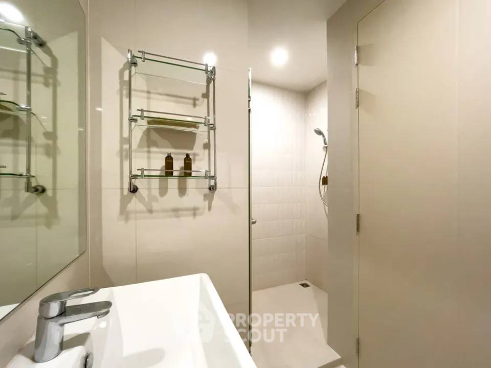 picture 2-BR Condo at Life Asoke near ARL Makkasan (ID 3339645) - 14/17