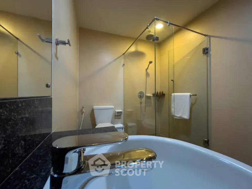 picture 2-BR Condo at 59 Heritage Sukhumvit 59 near BTS Thong Lor (ID 3339647) - 10/15