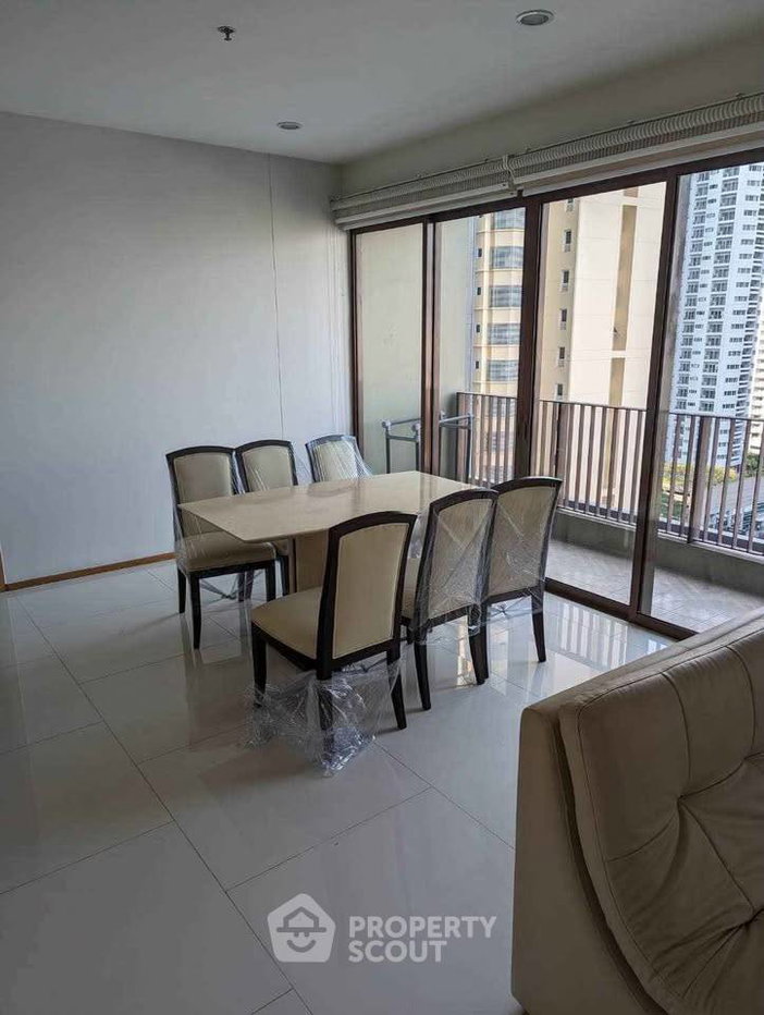 รูป คอนโด 2 ห้องนอน 105 ตารางเมตร The Emporio Place ใกล้ BTS พร้อมพงษ์ (ID 3339454) - รูปที่ 3/11