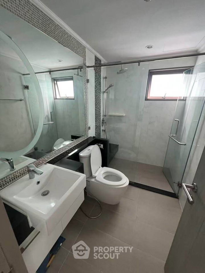 รูป คอนโด 2 ห้องนอน Supalai Oriental Sukhumvit 39 ใกล้ MRT เพชรบุรี (ID 3339252) - รูปที่ 7/9