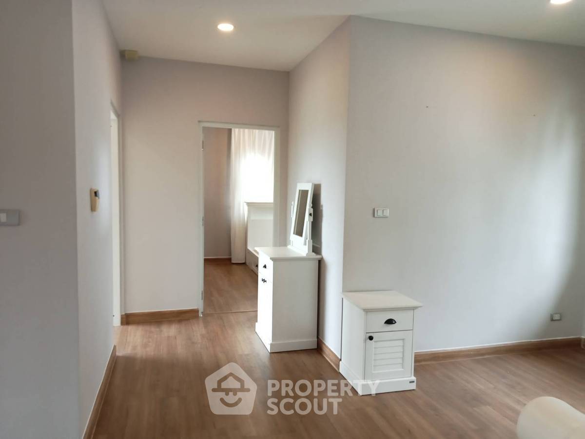 รูป บ้าน 4-ห้องนอน ที่ เซนโทร บางนา กม.7 ใน บางแก้ว (ID 3337132) - รูปที่ 15/18