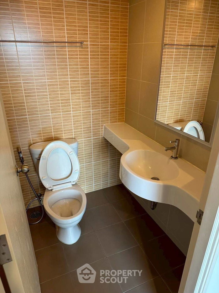 picture 24th-Floor 1-BR Condo At Lumpini Ville Prachachuen Phongphet 2 (ID 3335751) - 7/14