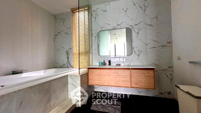 Condos for sale : 28th-Floor 2-BR Condo At Southpoint Pattaya (ID 2716893)