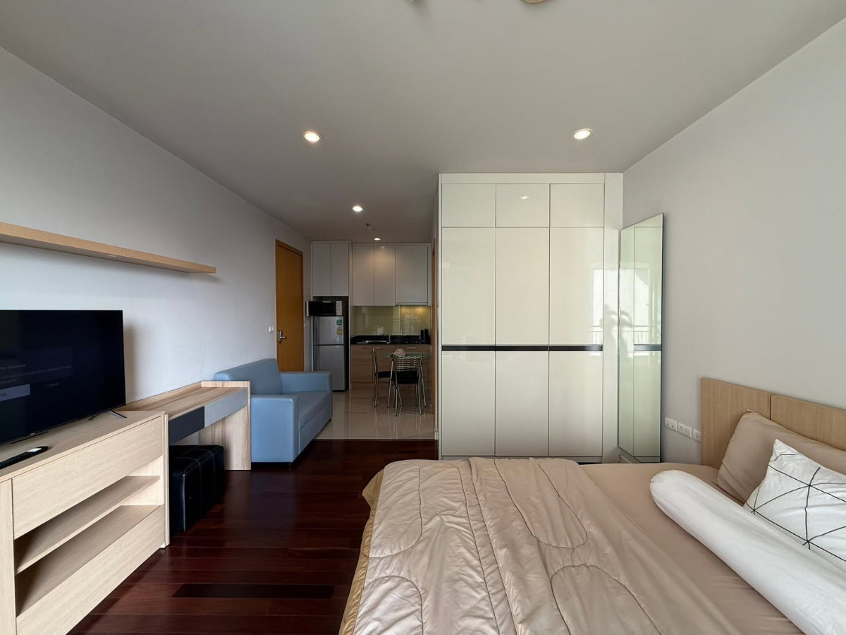 picture Condo for Rent at Circle Condominium (K6909022) ID Line : @condo79 - 3/10