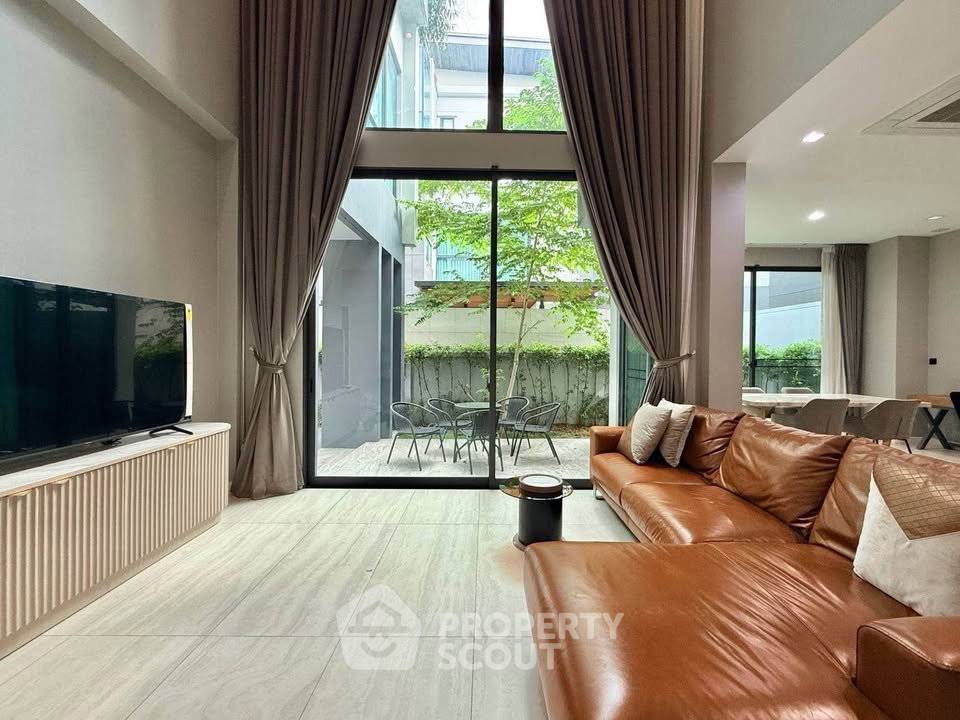 รูป บ้าน 4-ห้องนอน ใน สวนหลวง (ID 3338122) - รูปที่ 6/20