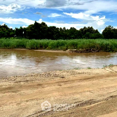 ขายที่ดิน : ที่ดินสำหรับปล่อยขาย 3,200 ตารางเมตร แถว ใน หนองหาน (ID 3332484)