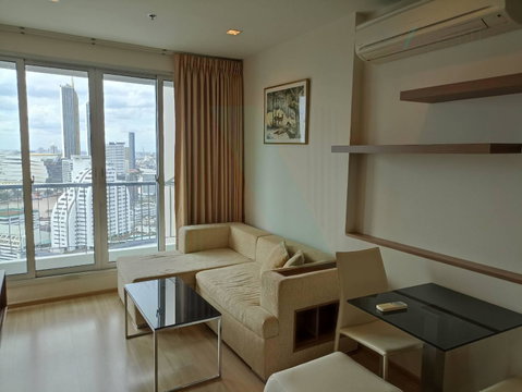 🎉 For Rent Condo RHYTHM SATHORN Building N, Floor 30,1 bed room, Room size 38.00 sqm