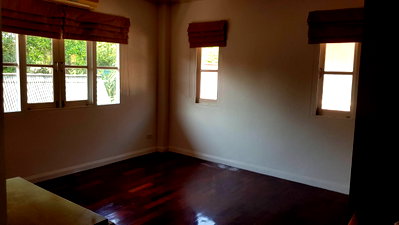Houses for rent : KL05406 - Baan Krongthong Pavillian :  MEGA Bangna
