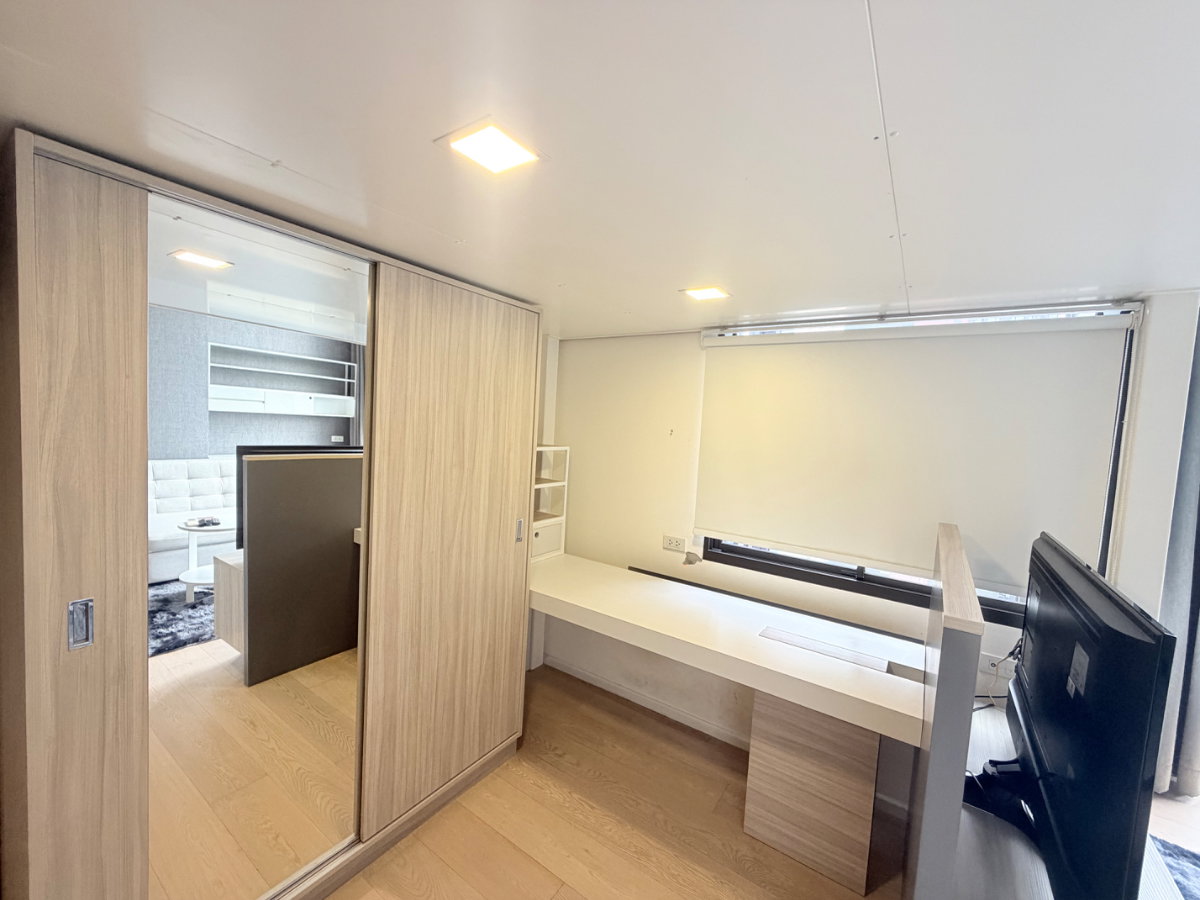 รูป ❤️🏙️ คอนโด Duplex 2 ชั้น❤️ 📸Video room🚝 MRT พระราม 9 ห้องสวย 🔰ใกล้ Central พระราม 9 , ฟอร์จูน จ๊อดแฟร์☎️ Tel/line/whatapp : 0917061999 คุณกวา - รูปที่ 11/18