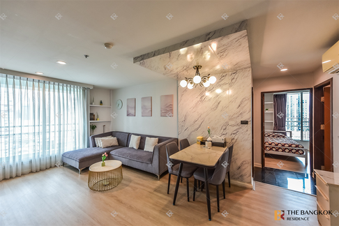 Baan Pathumwan High-potential Location, Not as Expensive as You Think near BTS Phaya Thai