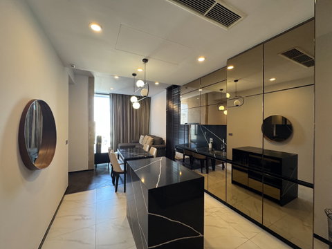 For rent ✨The Esse Sukhumvit 36 ​​✨2 bedrooms, fully furnished, with bathtub🛁 Convenient transportation, next to Sukhumvit Road and BTS Thonglor 🚅💕