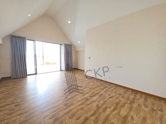 รูป L260161 | ให้เช่า ทาวน์โฮม 4 ชั้น The Loft by iZen – นาคนิวาส 48 สไตล์ Modern Loft ใจกลางลาดพร้าว ได้พื้นที่ใช้สอยระดับบ้านเดี่ยว - รูปที่ 17/20