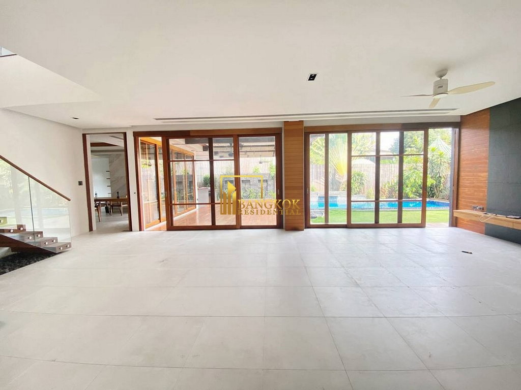 picture Stylish 5 Bedroom House with Private Pool in Phra Khanong - BR28382SH - 5/19
