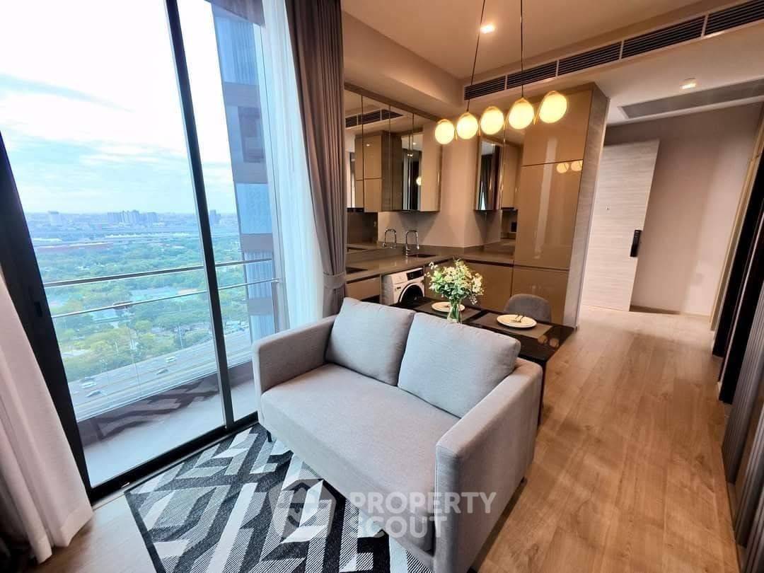 picture 2-BR Condo at The Crest Park Residences near MRT Phahon Yothin (ID 3337136) - 4/10