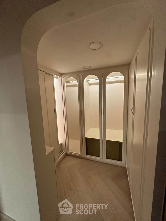 picture 1-BR Condo at Knightsbridge Space Ratchayothin near BTS Ratchayothin (ID 3338809) - 8/11