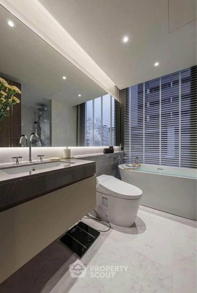 รูป ใกล้ BTS ชิดลม 300 ม. | คอนโด 1 ห้องนอน Tonson One Residence (ID 3339329) - รูปที่ 4/5