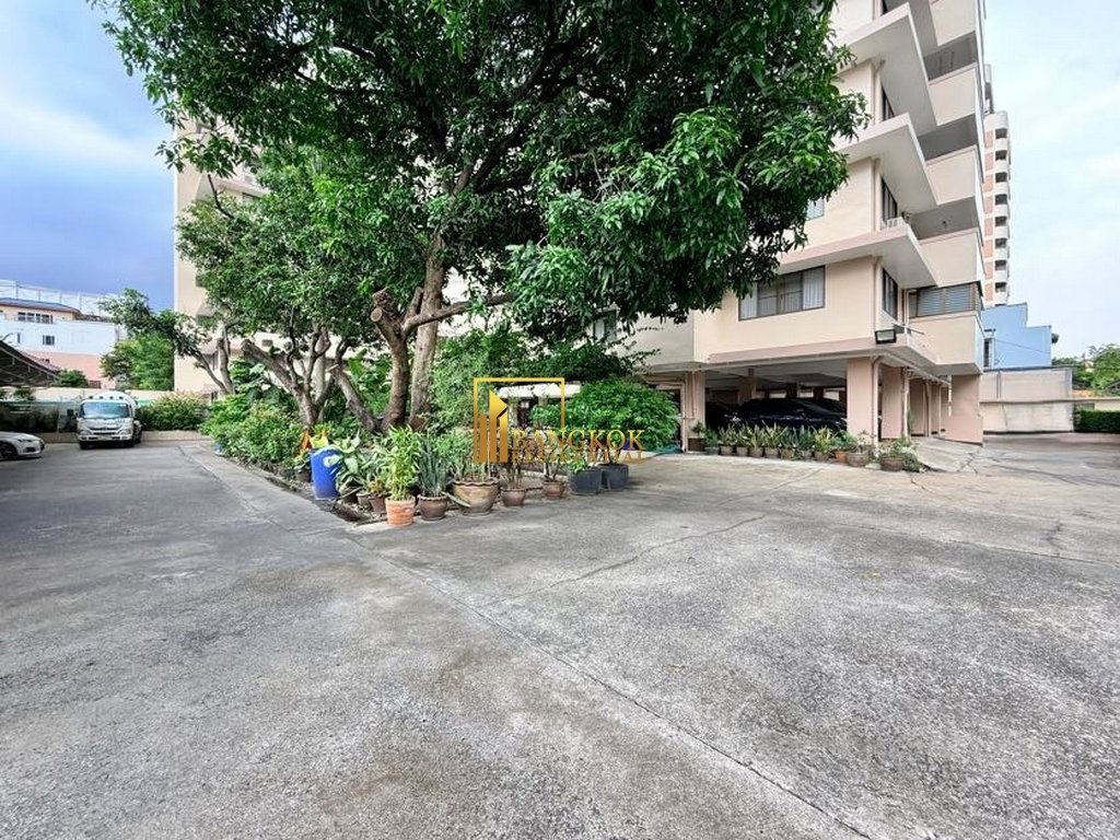 รูป Charming 3 Bedroom Apartment For Rent in Thonglor Area - BR21476AP - รูปที่ 30/31