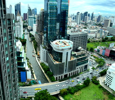 คอนโดให้เช่า : 1-Bedroom Condo for Rent | LIFE ONE WIRELESS