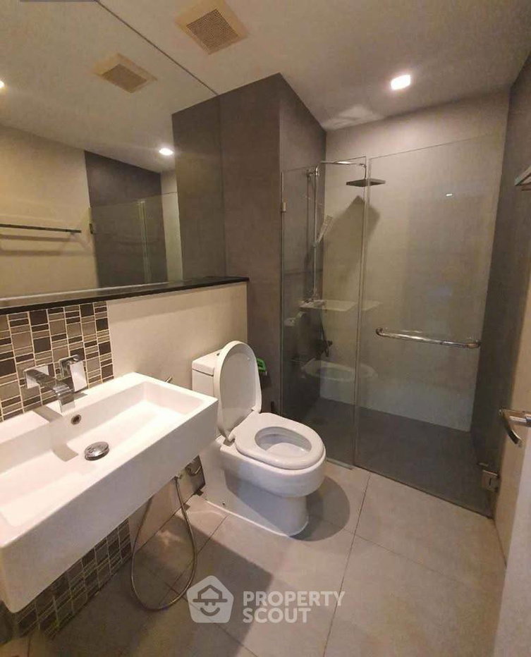 picture 1-BR 34 Sqm At Urbano Absolute Near BTS Krung Thon Buri (ID 3339356) - 12/14