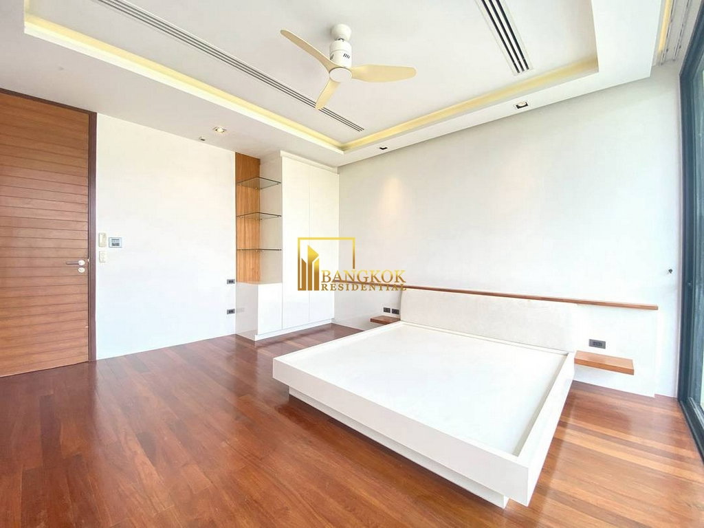 picture Stylish 5 Bedroom House with Private Pool in Phra Khanong - BR28382SH - 12/19