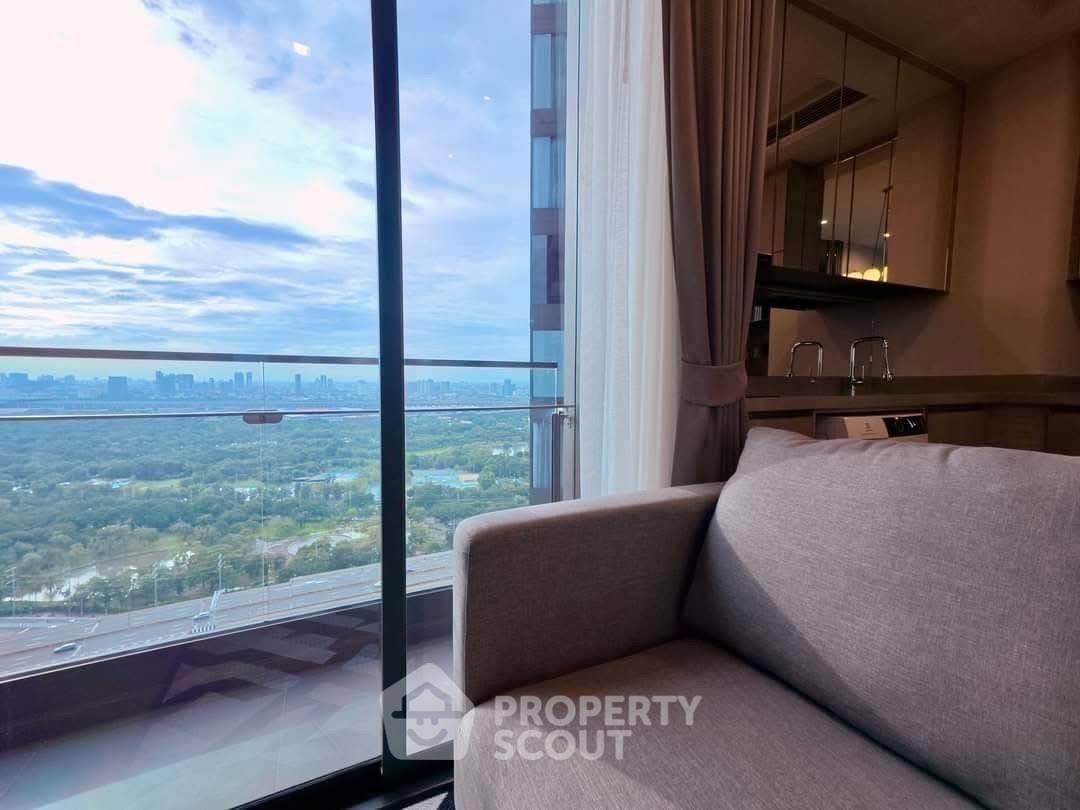 picture 2-BR Condo at The Crest Park Residences near MRT Phahon Yothin (ID 3337136) - 7/10