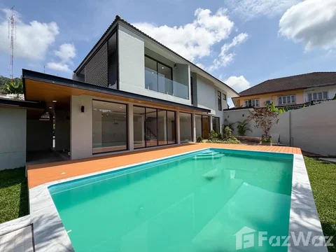 Luxury Private Pool House | City Home Kuku, 6803073