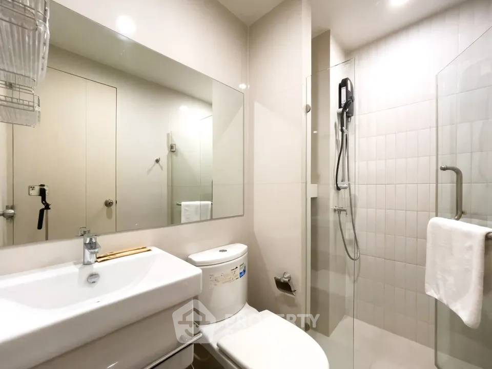 picture 2-BR Condo at Life Asoke near ARL Makkasan (ID 3339645) - 15/17