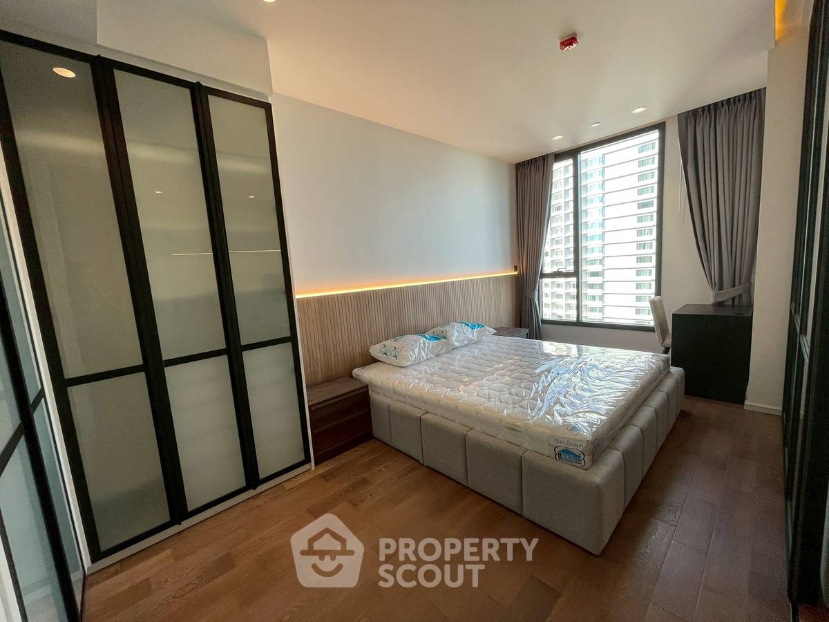 picture Pet-Friendly 1-BR At Muniq Sukhumvit 23, 24th Floor, 100m To MRT Sukhumvit (ID 2366311) - 2/10