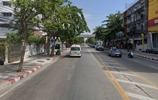 รูป ขายที่ดินพร้อมสิ่งปลูกสร้าง ติดถนนอุดมสุข ใกล้ BTS อุดมสุข - รูปที่ 1/4