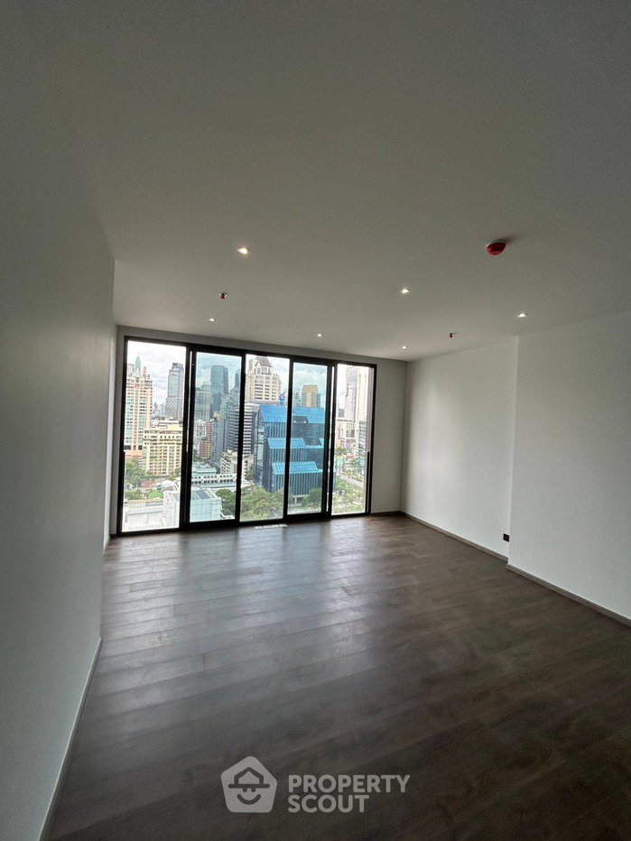 picture 20th-Floor 2-BR Condo At ROMM CONVENT Near BTS Sala Daeng (ID 3340865) - 1/15
