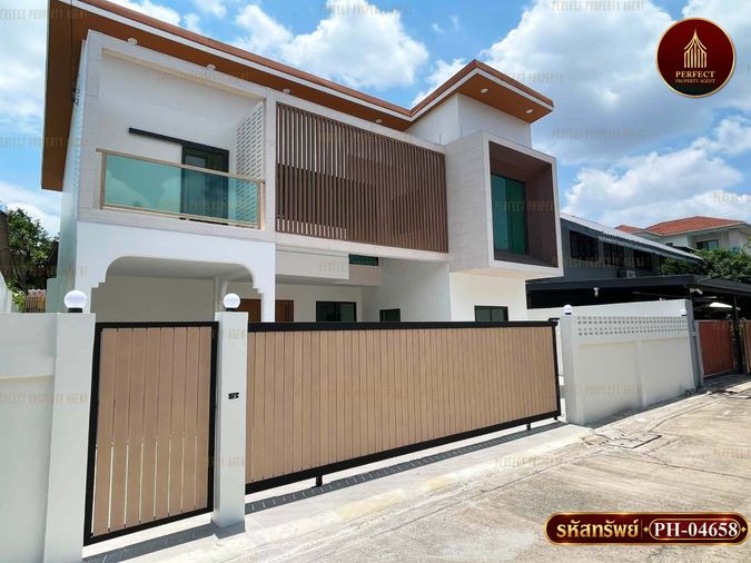 ขายบ้านเดี่ยว 5 ห้องนอน 250 ตร.ม. 59 ตร.ว. เขตวังทองหลาง