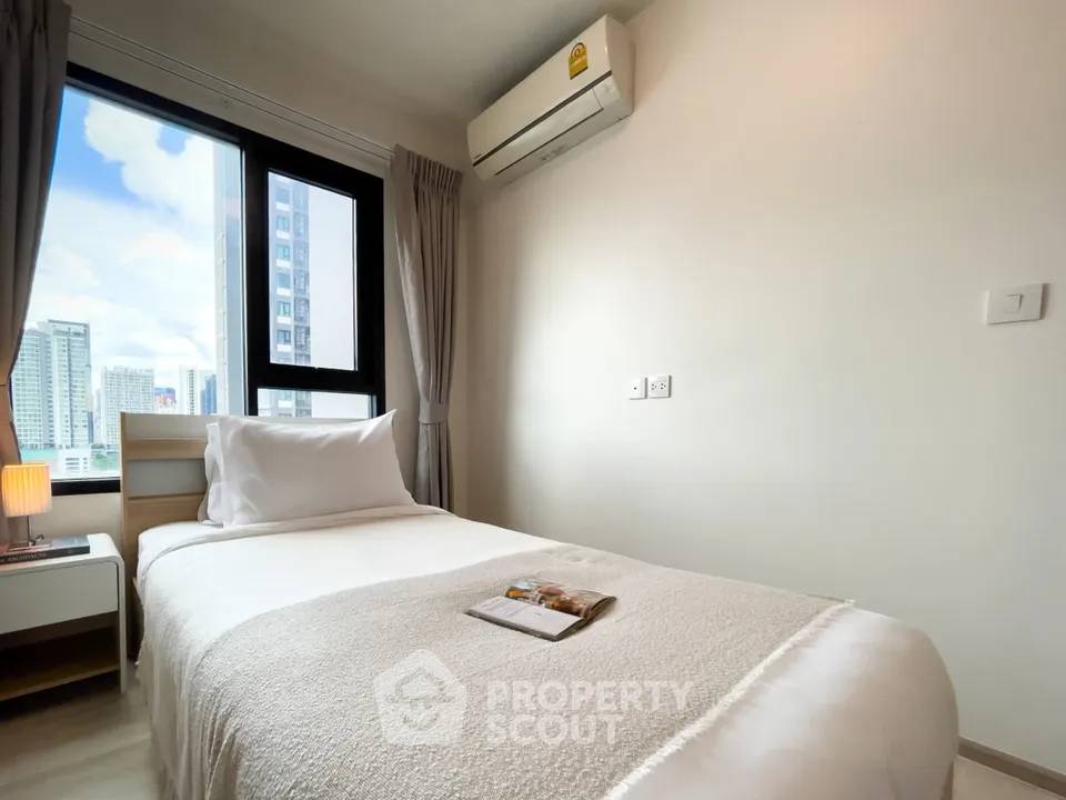 picture 2-BR Condo at Life Asoke near ARL Makkasan (ID 3339645) - 12/17