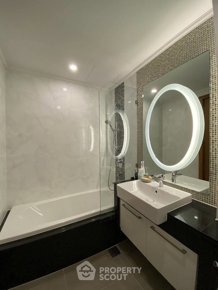picture 2-BR Condo at Supalai Oriental Sukhumvit 39 near MRT Phetchaburi (ID 3339995) - 15/19