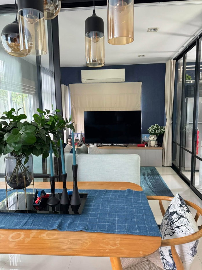 รูป 🏡✨ ให้เช่าบ้านเดี่ยว Trendy Tara บางนา 3 ห้องนอน 3 ห้องน้ำ บ้านใหม่ ไม่เคยปล่อยเช่า! พร้อมเฟอร์นิเจอร์และเครื่องใช้ไฟฟ้าครบ หิ้วกระเป๋าเข้าอยู่ได้เลย - รูปที่ 4/18