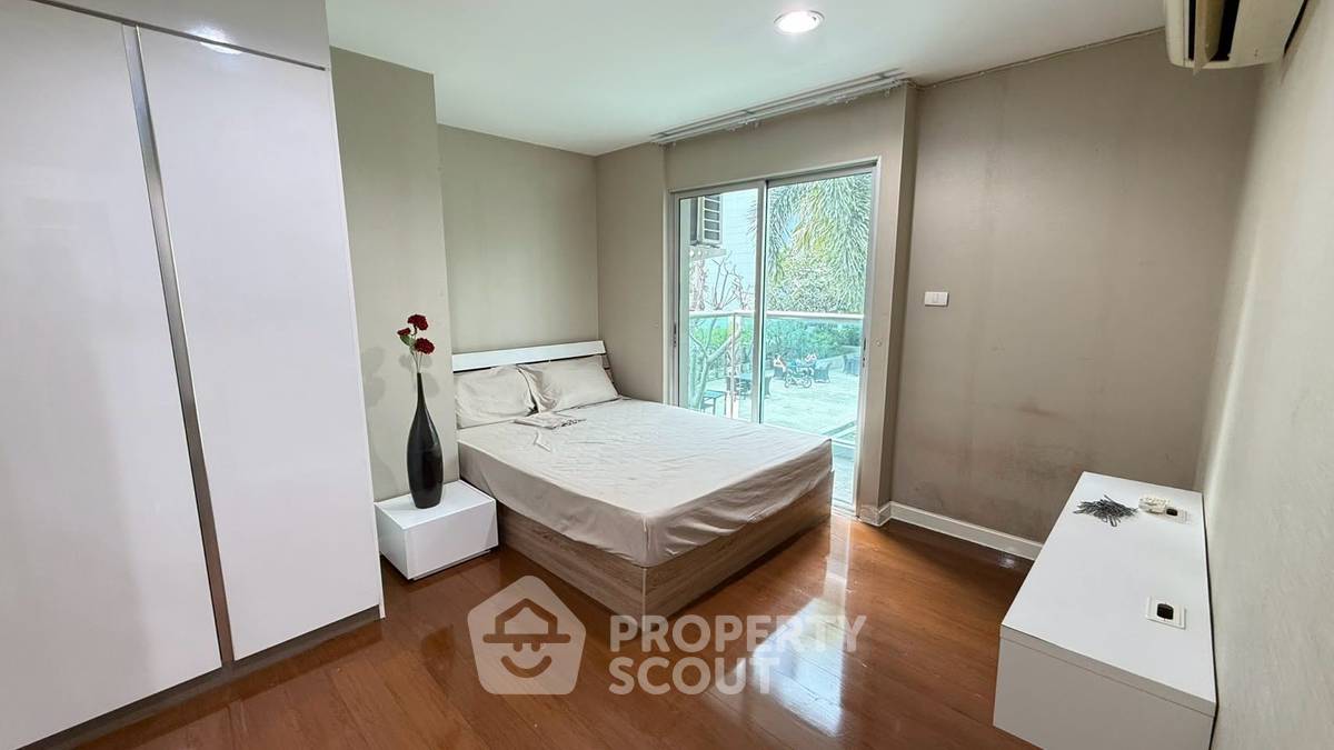 picture 3-BR Condo at Belle Grand Rama 9 near MRT Phra Ram 9 (ID 3340855) - 12/13