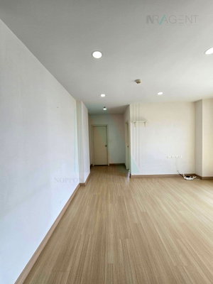 Condos for sale : 🚩 For Sell Condo SUPALAI PARK TALAT PHLU STATION Building , Floor 30,1 bed room, Room size 49 sqm
