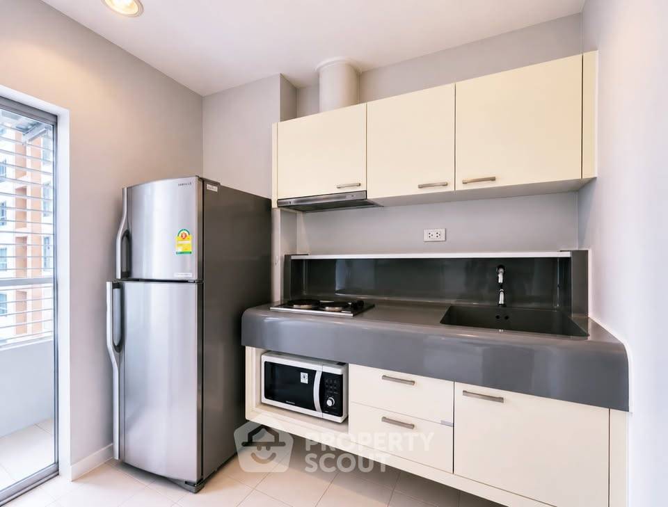 รูป ใกล้ BTS กรุงธนบุรี เพียง 100 ม. | คอนโด 2 ห้องนอน Q House Sathon ชั้น 21 (ID 3339974) - รูปที่ 4/18