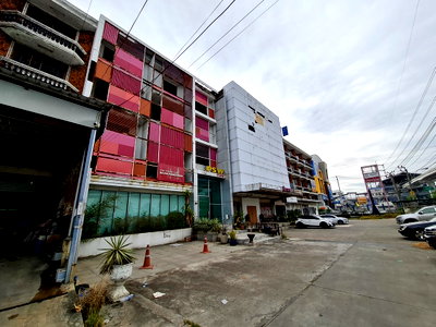 Shophouses for sale Bangkok : SHOP HOUSE 105 Sq.w. Prawet Bangkok for 30M