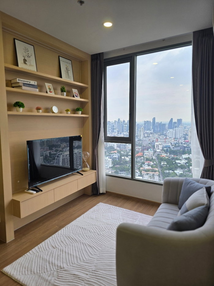 รูป Cloud Thonglor-Phetchaburi 🔥
ชั้น41 ห้องตกแต่งครบ พร้อมเข้าอยู่
✅ 1 Bed 32 ตร.ม.
✅ ชั้น 41 (ชั้นสูง วิวสวย โปร่งสบาย)
✅ราคา 24,000 บาท - รูปที่ 5/16