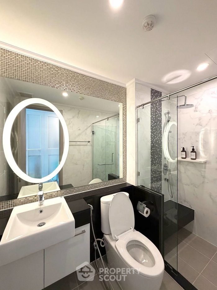 รูป คอนโด 2 ห้องนอน ให้เช่า Supalai Oriental Sukhumvit 39 ใกล้ MRT เพชรบุรี (ID 3339963) - รูปที่ 7/13