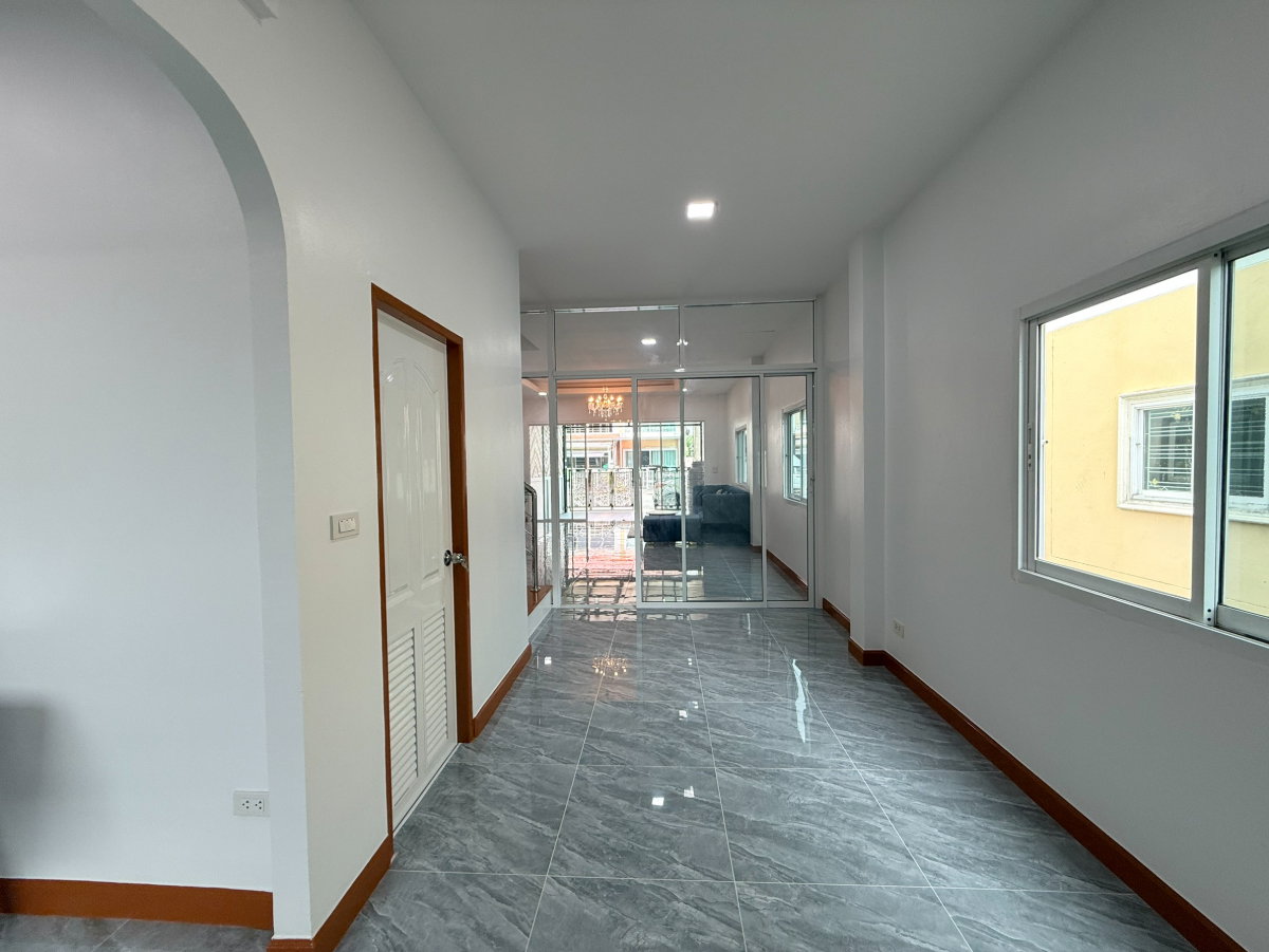 รูป หมู่บ้าน ร่มทิพย์ ปาร์ค หทัยราษฎร์33 บางชัน คลองสามวา ทาวน์เฮ้าส์2ชั้น รีโนเวทใหม่ ทำเลดี ใกล้ตลาดมีนบุรี รถไฟฟ้าสายสีชมพู - รูปที่ 14/33