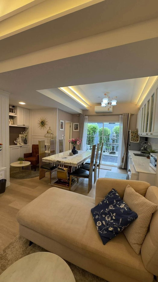 รูป 🏡✨ ให้เช่า INDY Bangna – Ramkhamhaeng 2 | INDY 1 2 ห้องนอน 3 ห้องน้ำ บ้านตกแต่งพร้อมใช้งาน พร้อมสวนหลังบ้าน บรรยากาศสงบ เป็นส่วนตัว - รูปที่ 2/18