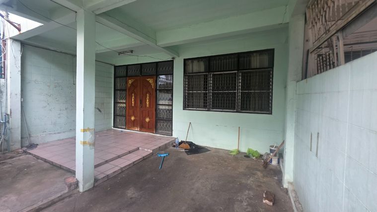 3-bed townhouse for sale, 88 sqm, 22 sq wah, Prachakornthai Village