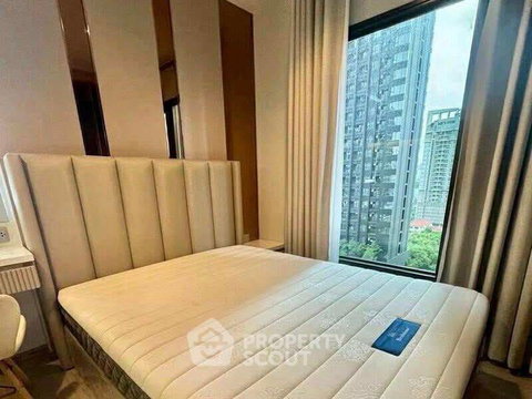 1-BR Condo at Life Asoke - Rama 9 near MRT Phra Ram 9 (ID 2375001)