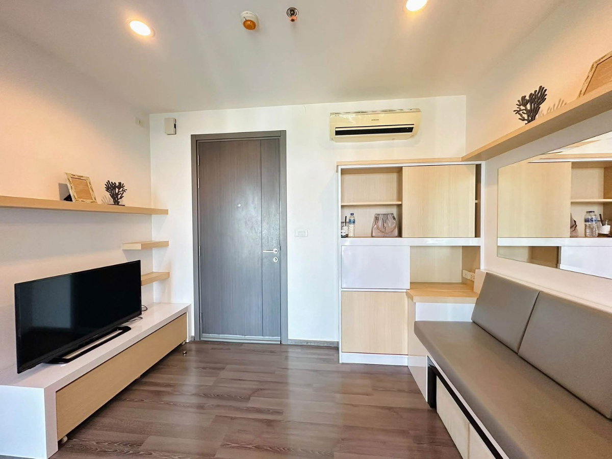 picture The Base Park West Sukhumvit 77 - 1/13